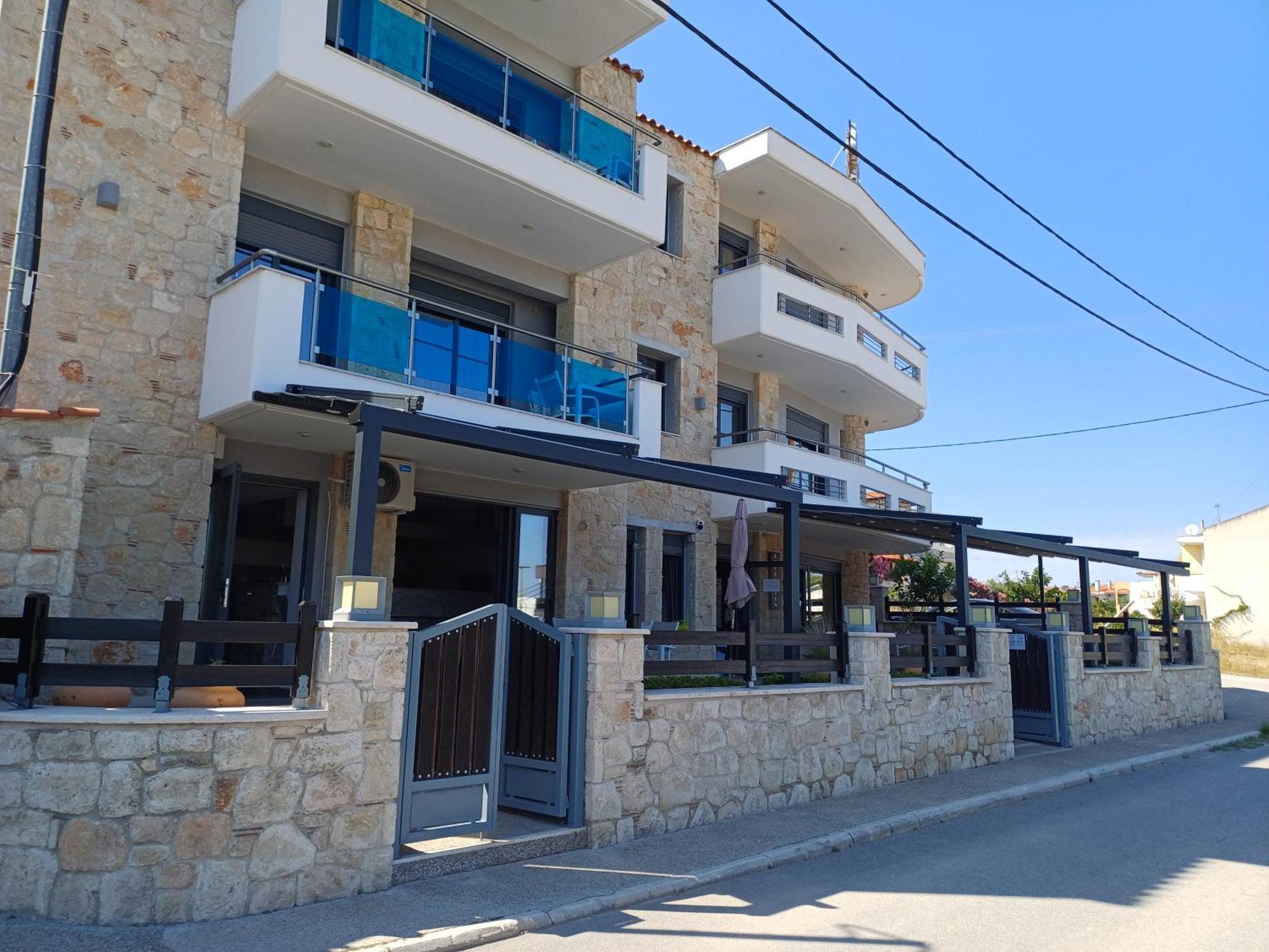 Anastasia Eleni Kallithea  Luaran gambar